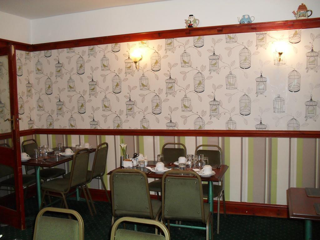 Delamere Hotel - Blackpool — Photos 1